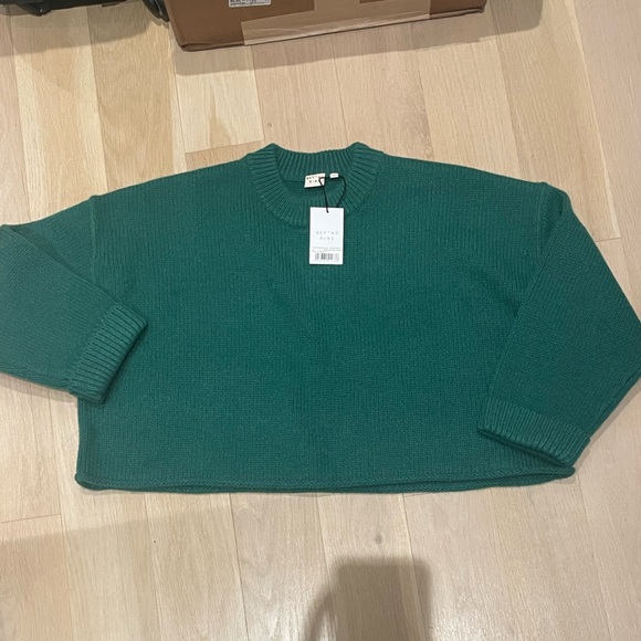 Beyond Nine Sweater - Picture 7 of 7